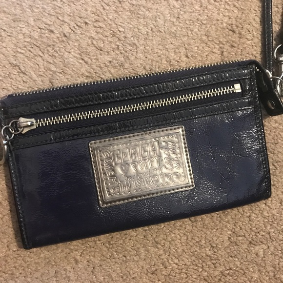 Coach Handbags - AUTHENTIC Coach wristlet